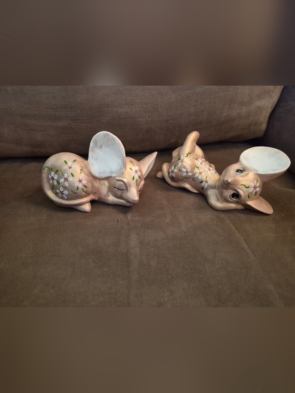 Beautiful Handpainted Folk Ceramic Mice Rat Mouse Figurines Quilted Floral Daisy